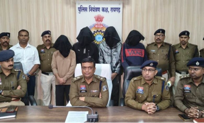 अंतरराज्यीय ट्रेडिंग फ्रॉड गैंग का भंडाफोड़, 1.08 करोड़ की ठगी करने वाले चार आरोपी श्रीनगर से गिरफ्तार