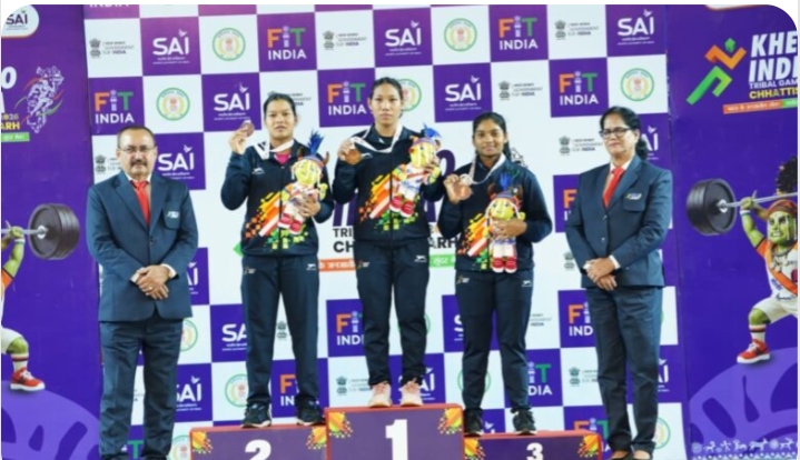 वेटलिफ्टिंग में वनांचल की बेटियों का दम: अरुणाचल की अनाई वांग्सू ने जीता गोल्ड; रायपुर में गूंजी तालियां