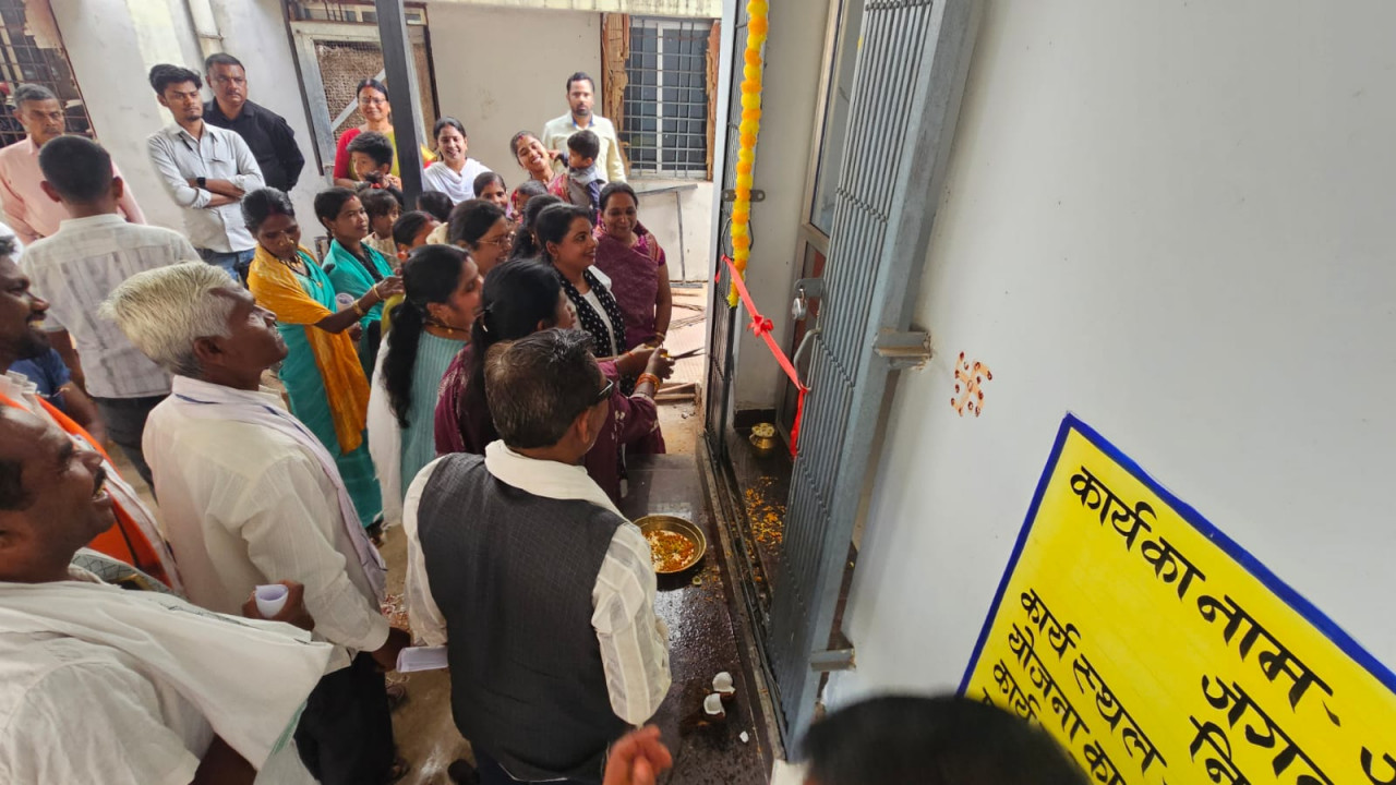 बिहान कैंटीन के व्यंजनों से महका जगदलपुर जनपद परिसर